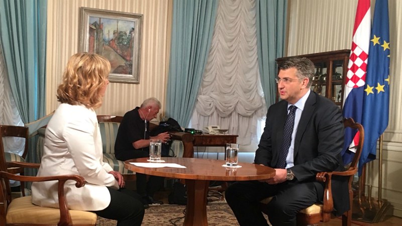 Predsjednik Vlade: Novi ministri nakon 2. kruga lokalnih izbora. Na zastupnicima je odluka - stabilnost ili izbori